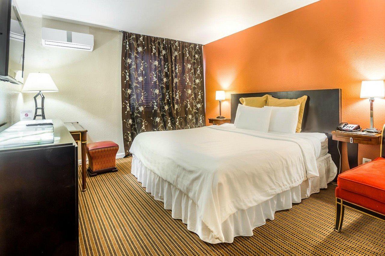 אנהיים The Lemon Tree Hotel מראה חיצוני תמונה